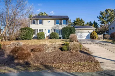 60 Stover Street Dayton VA 22821