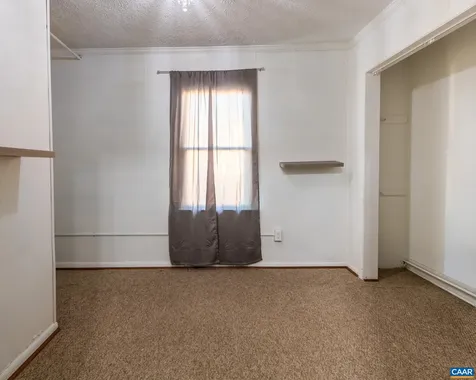 628 Augusta Avenue N Waynesboro VA 22980