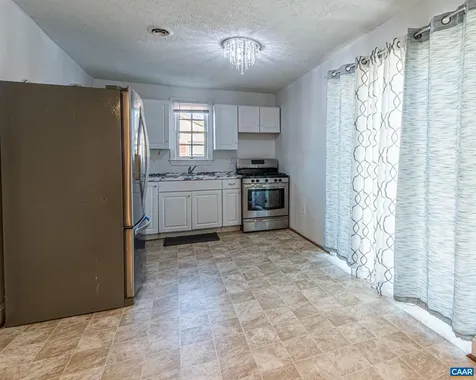 628 Augusta Avenue N Waynesboro VA 22980