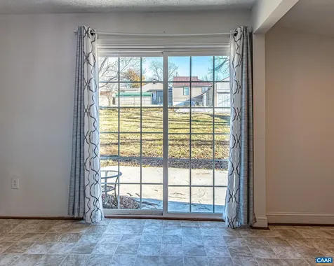 628 Augusta Avenue N Waynesboro VA 22980