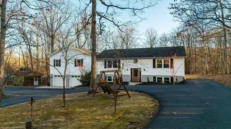 38 Shady Pond Lane Stuarts Draft VA 24477