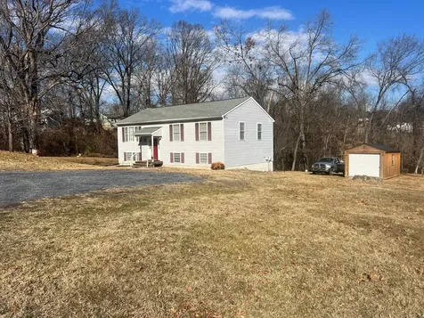 512 F Street Staunton VA 24401