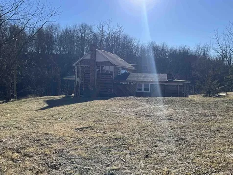 1099 Broadhead School Road Greenville VA 24440