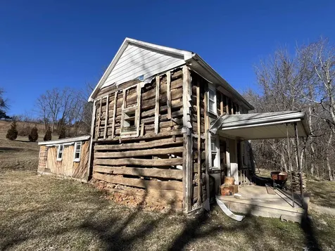 1099 Broadhead School Road Greenville VA 24440