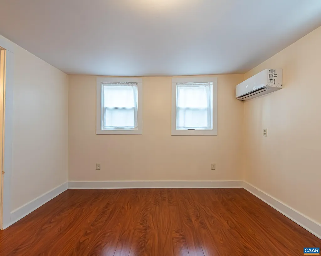 67 Lentz Lane Shipman VA 22971