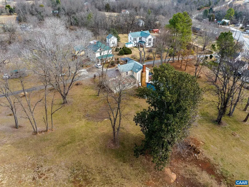 67 Lentz Lane Shipman VA 22971