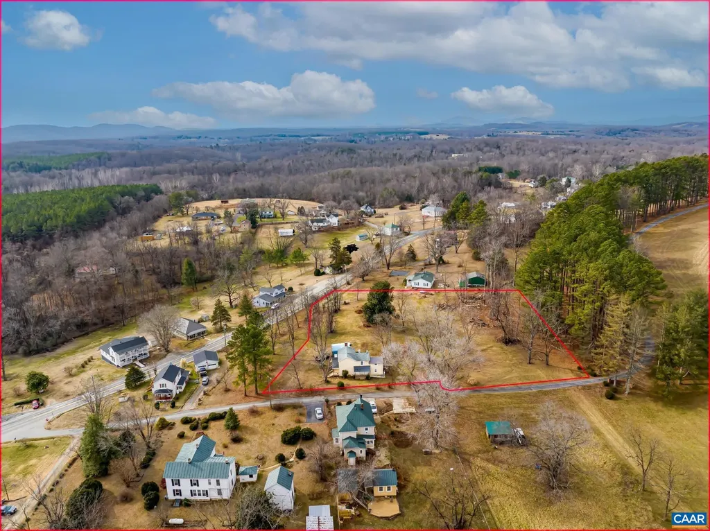 67 Lentz Lane Shipman VA 22971