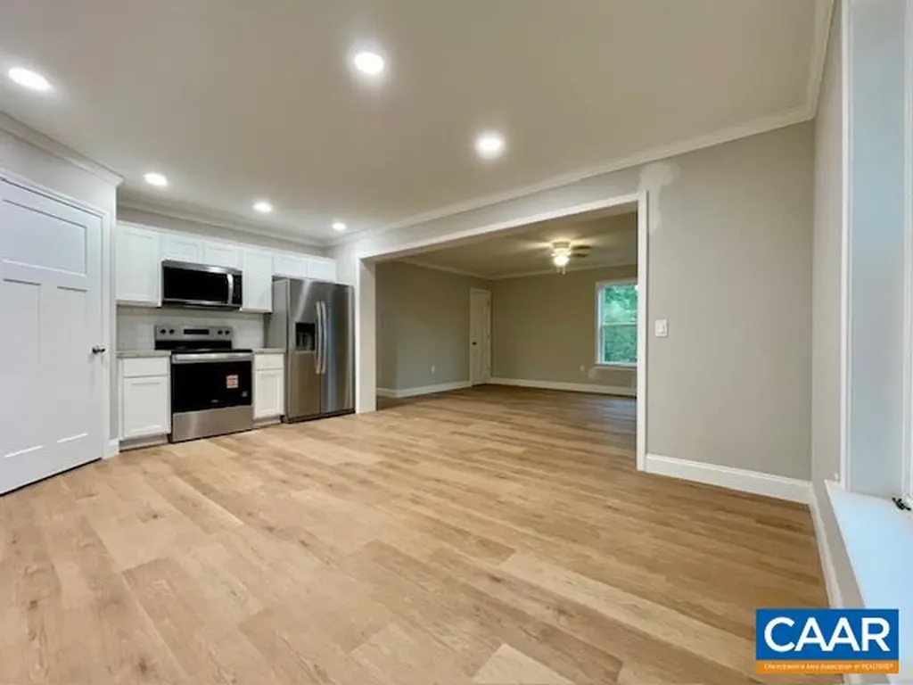 150 Northside Park Louisa VA 23093