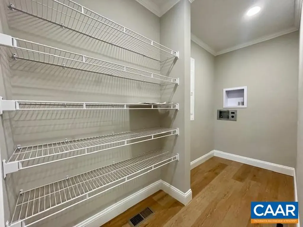 150 Northside Park Louisa VA 23093