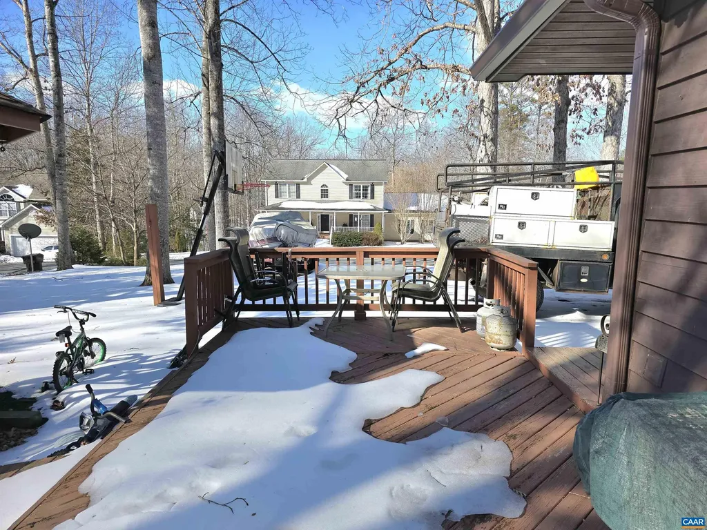 31 Tuscarora Drive Palmyra VA 22963