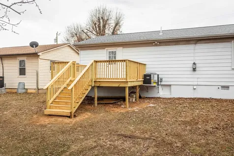 178 Suter Street Harrisonburg VA 22802