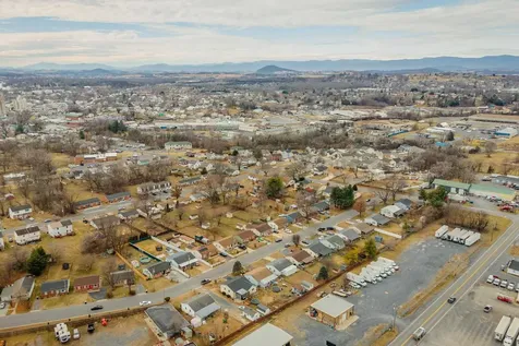 178 Suter Street Harrisonburg VA 22802