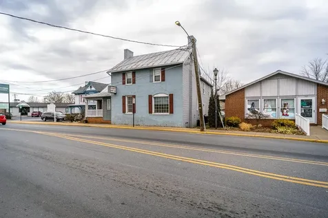 203 Main Street N Bridgewater VA 22812