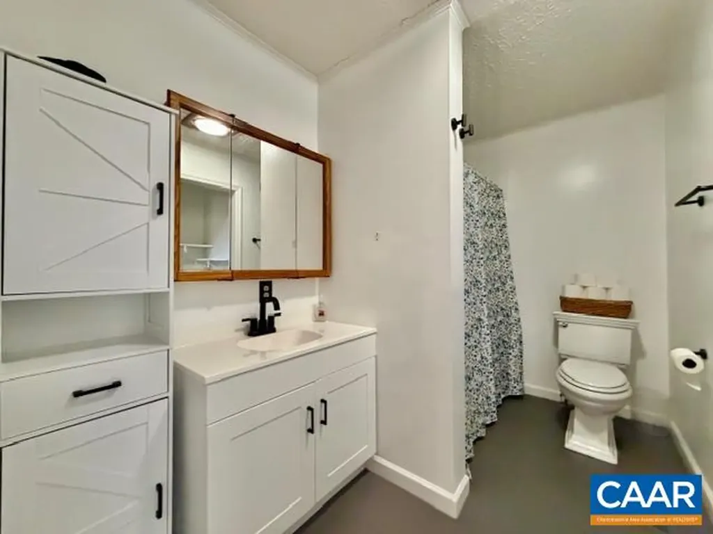 258 Riverdale Road Stanardsville VA 22973