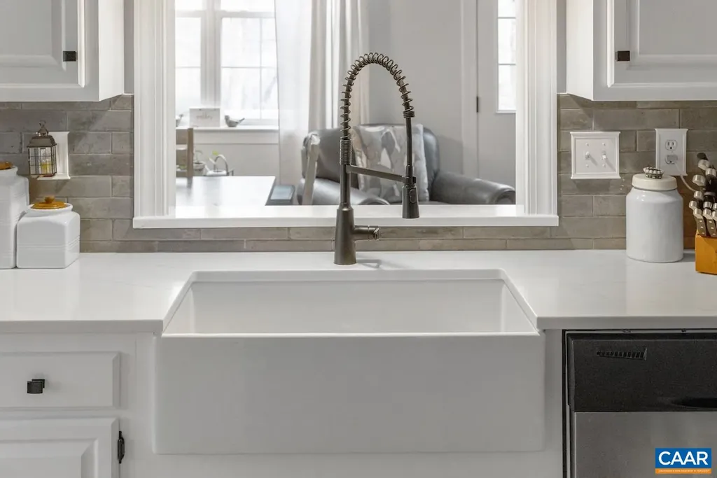 959 Grayson Lane Charlottesville VA 22903