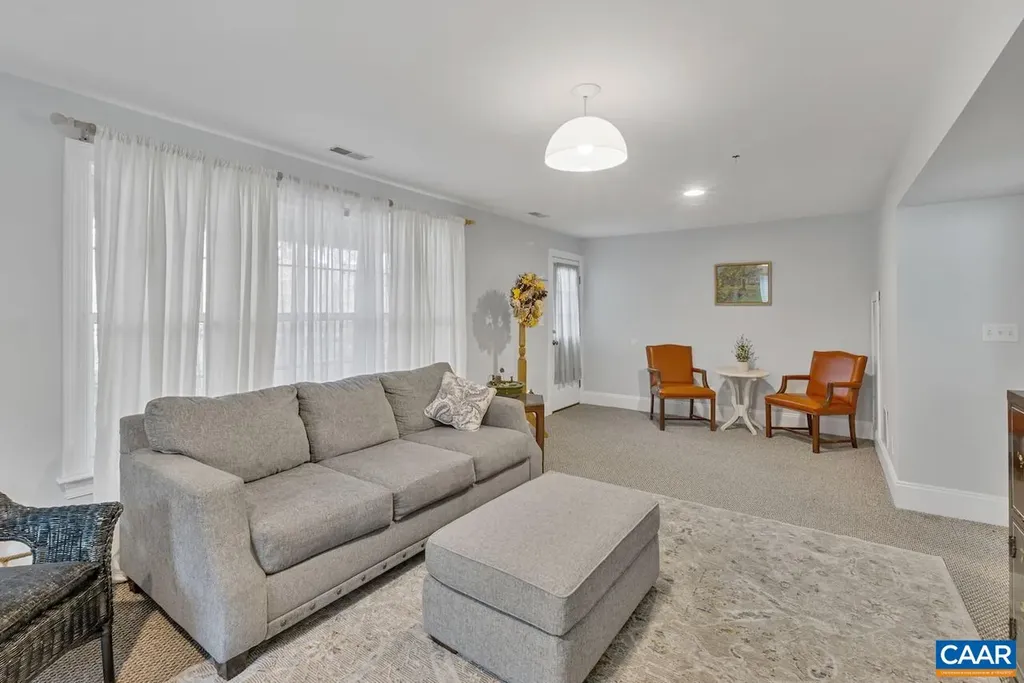 959 Grayson Lane Charlottesville VA 22903