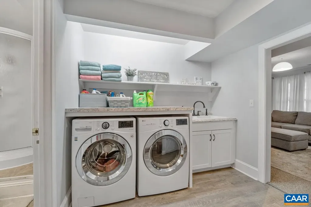 959 Grayson Lane Charlottesville VA 22903