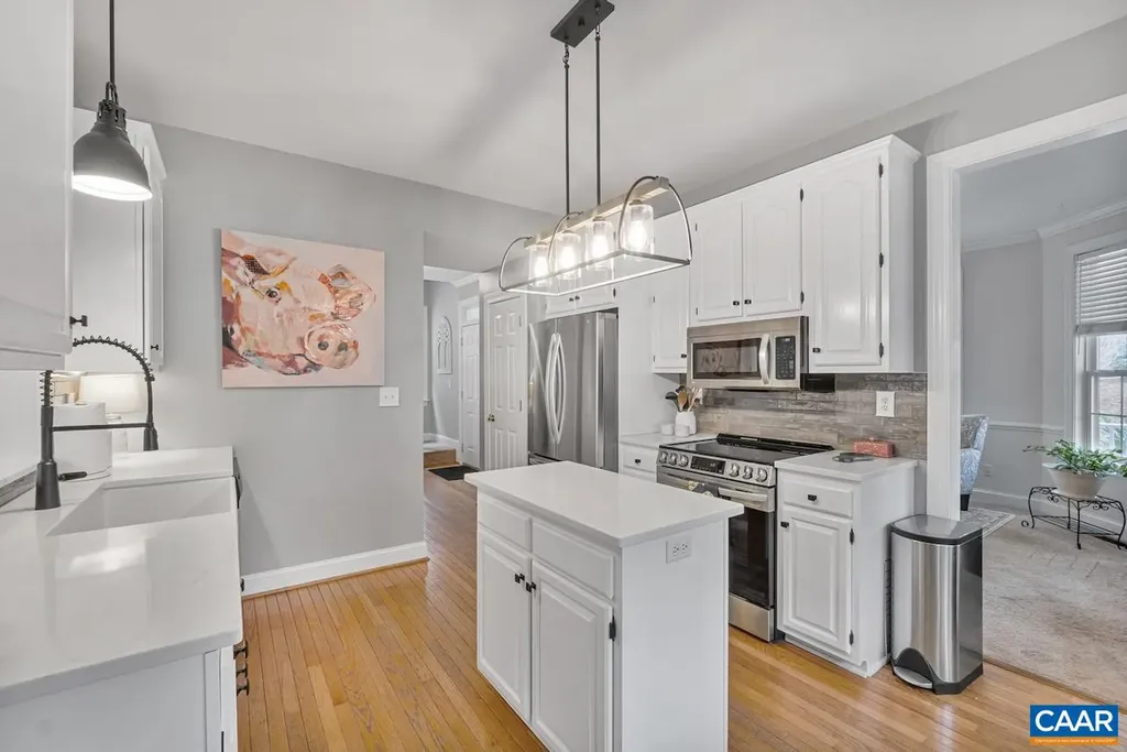 959 Grayson Lane Charlottesville VA 22903