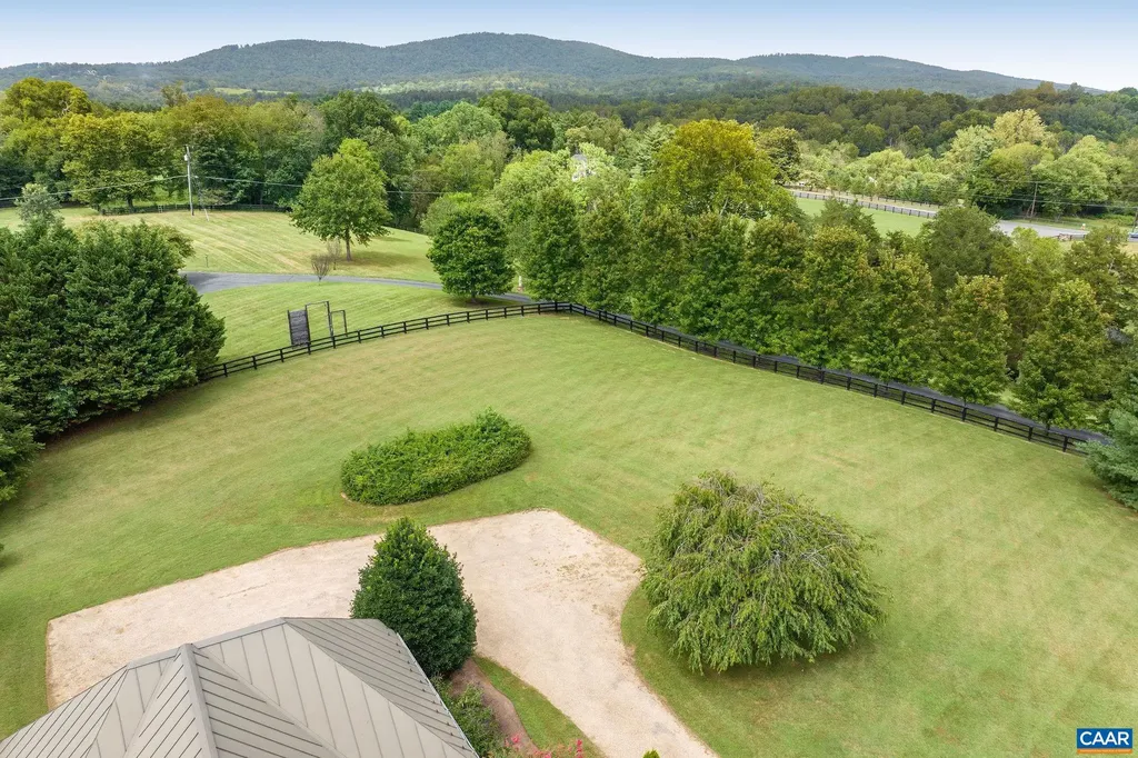 2940 Milton Village Lane Charlottesville VA 22902