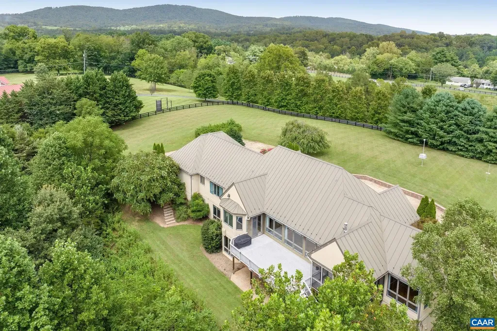 2940 Milton Village Lane Charlottesville VA 22902