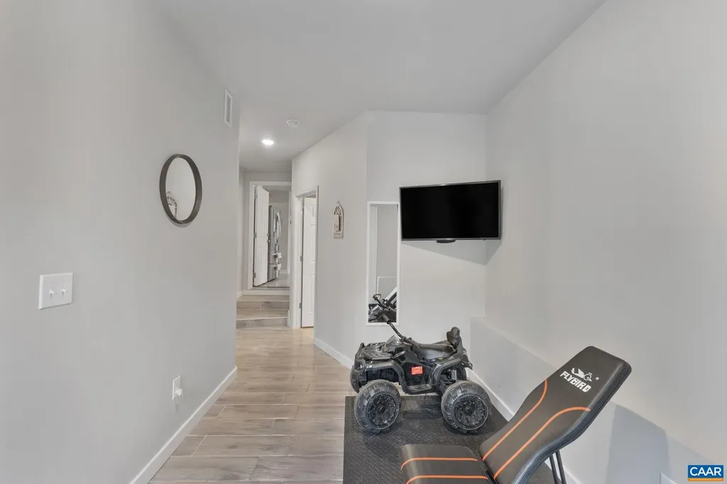 1035 Loving Road Keswick VA 22942