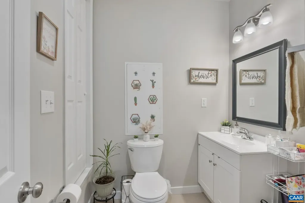 1035 Loving Road Keswick VA 22942