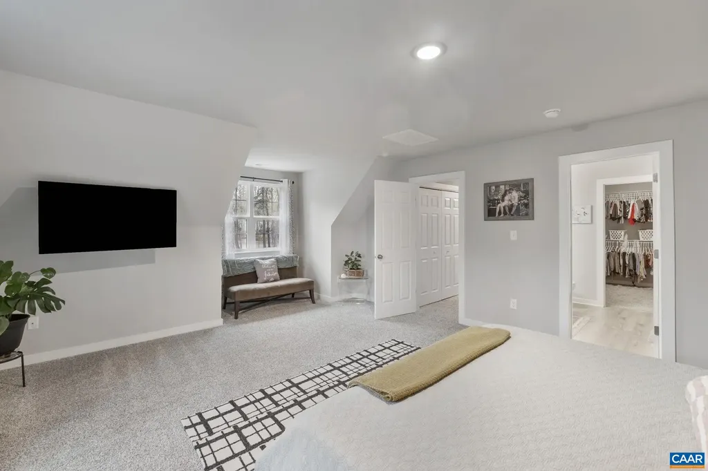 1035 Loving Road Keswick VA 22942