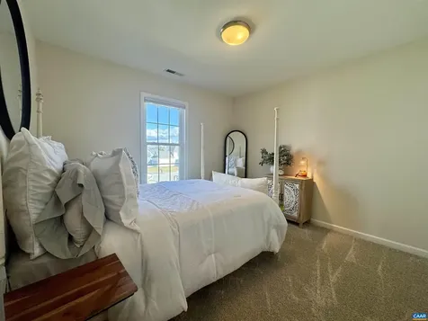 189 Windsor Drive Fishersville VA 22939