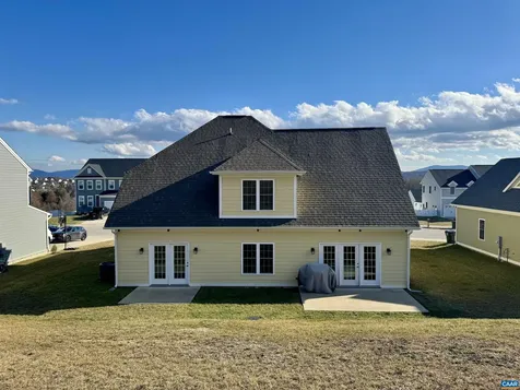 189 Windsor Drive Fishersville VA 22939
