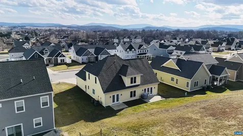 189 Windsor Drive Fishersville VA 22939