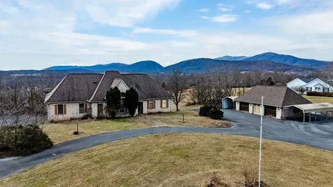 146 Westridge Drive Churchville VA 24421