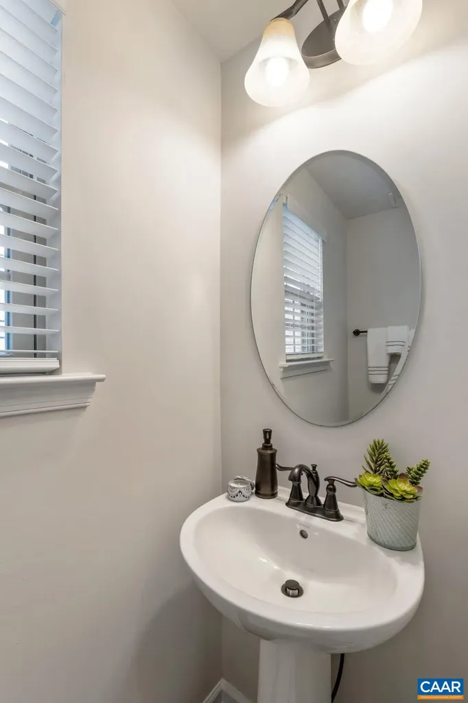 1516 Delphi Lane Charlottesville VA 22911