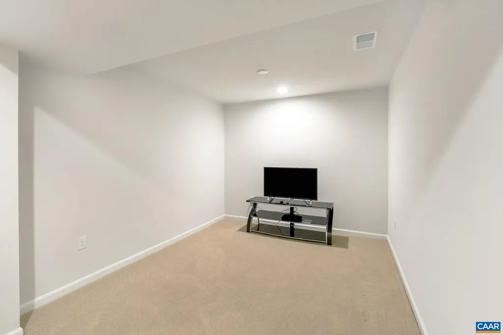 1516 Delphi Lane Charlottesville VA 22911