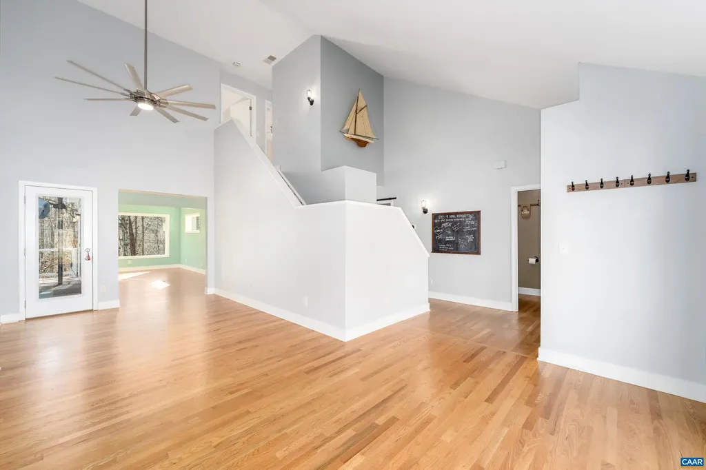 9 Vine Ridge Drive Palmyra VA 22963