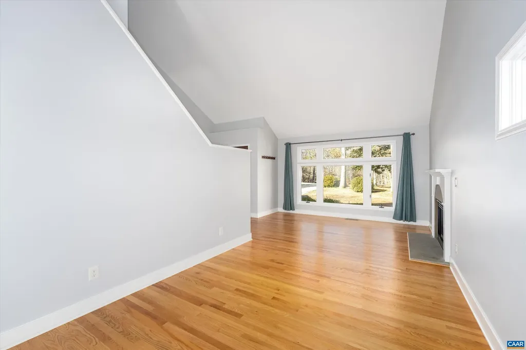 9 Vine Ridge Drive Palmyra VA 22963