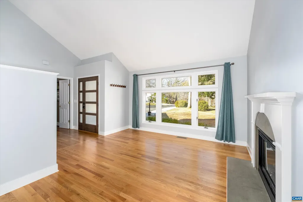 9 Vine Ridge Drive Palmyra VA 22963