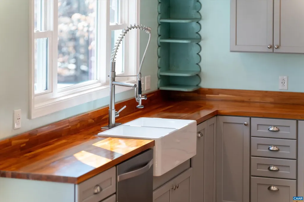 9 Vine Ridge Drive Palmyra VA 22963