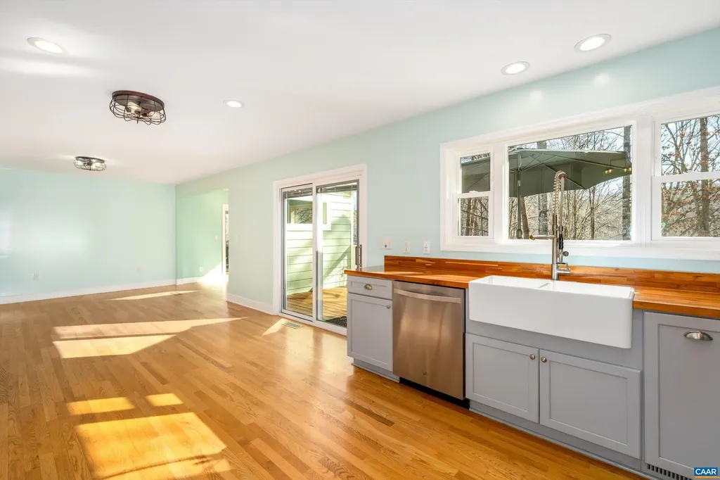 9 Vine Ridge Drive Palmyra VA 22963