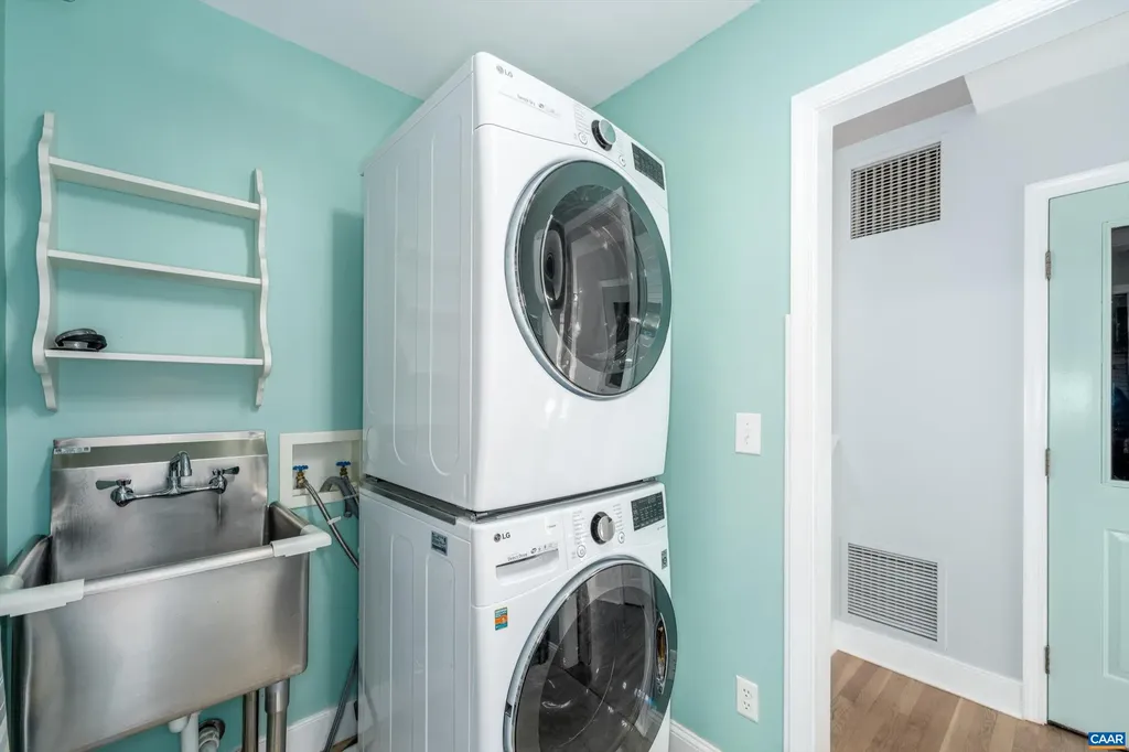 9 Vine Ridge Drive Palmyra VA 22963