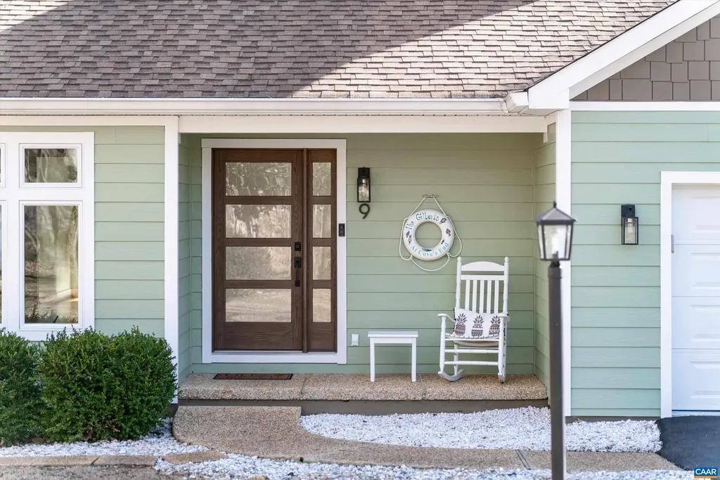 9 Vine Ridge Drive Palmyra VA 22963