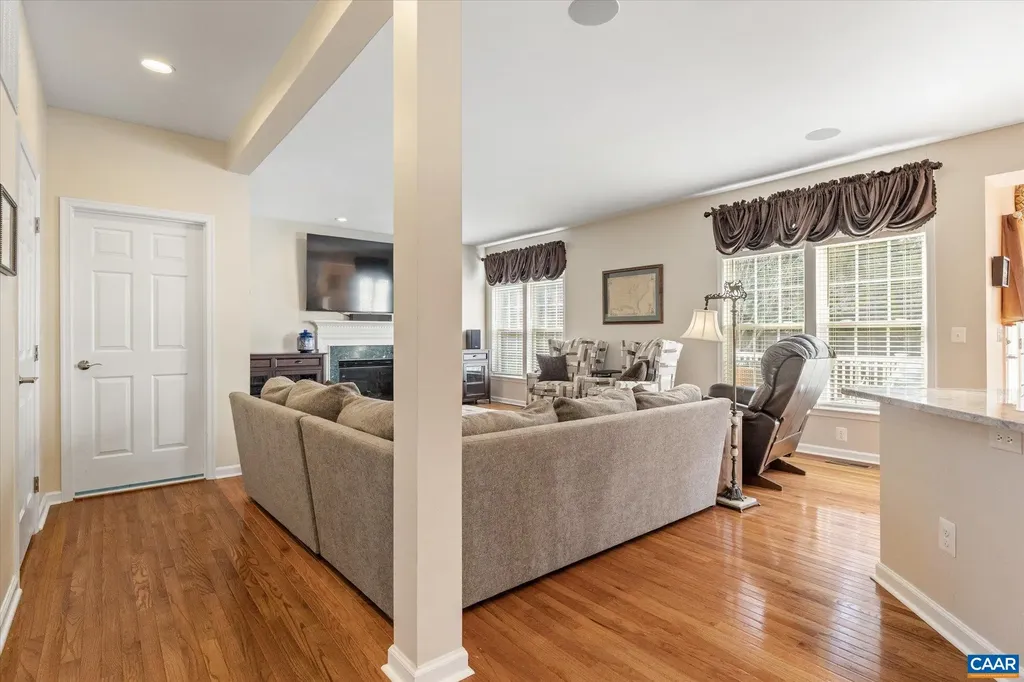 39 Lakeview Court Zion Crossroads VA 22942