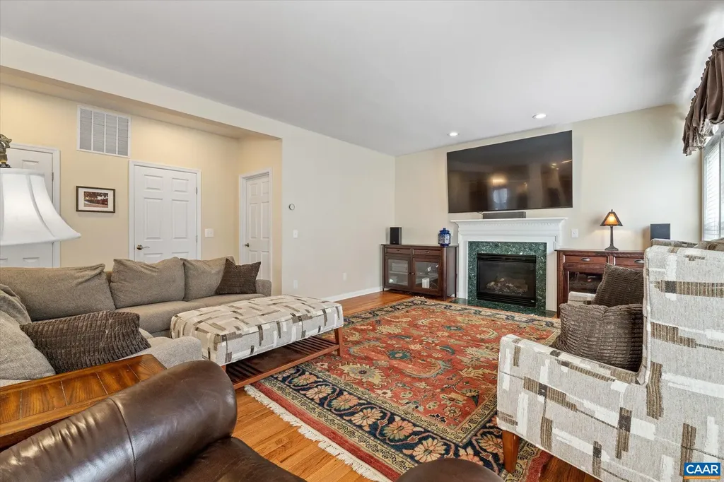 39 Lakeview Court Zion Crossroads VA 22942