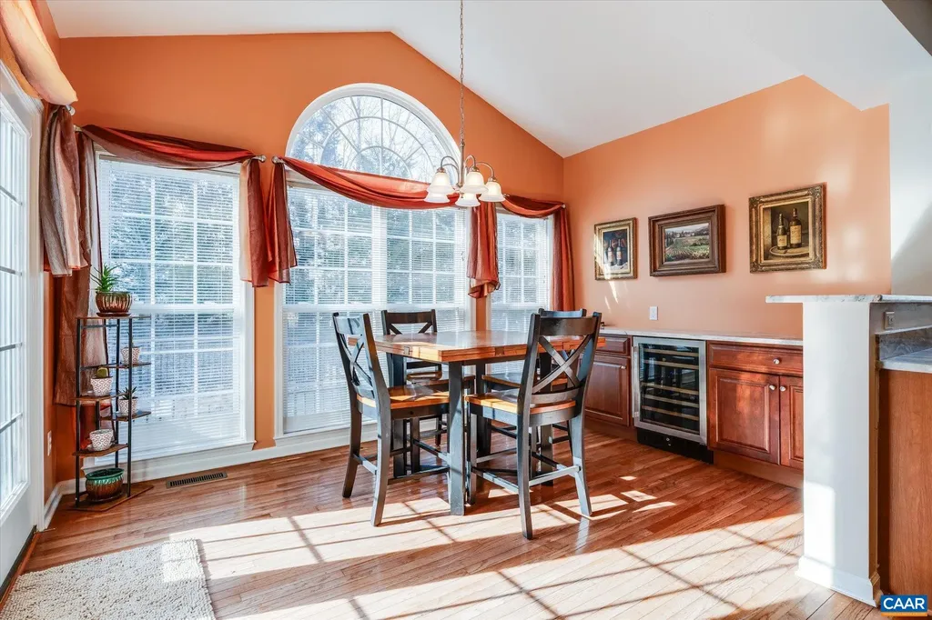 39 Lakeview Court Zion Crossroads VA 22942