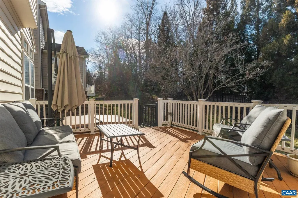 39 Lakeview Court Zion Crossroads VA 22942