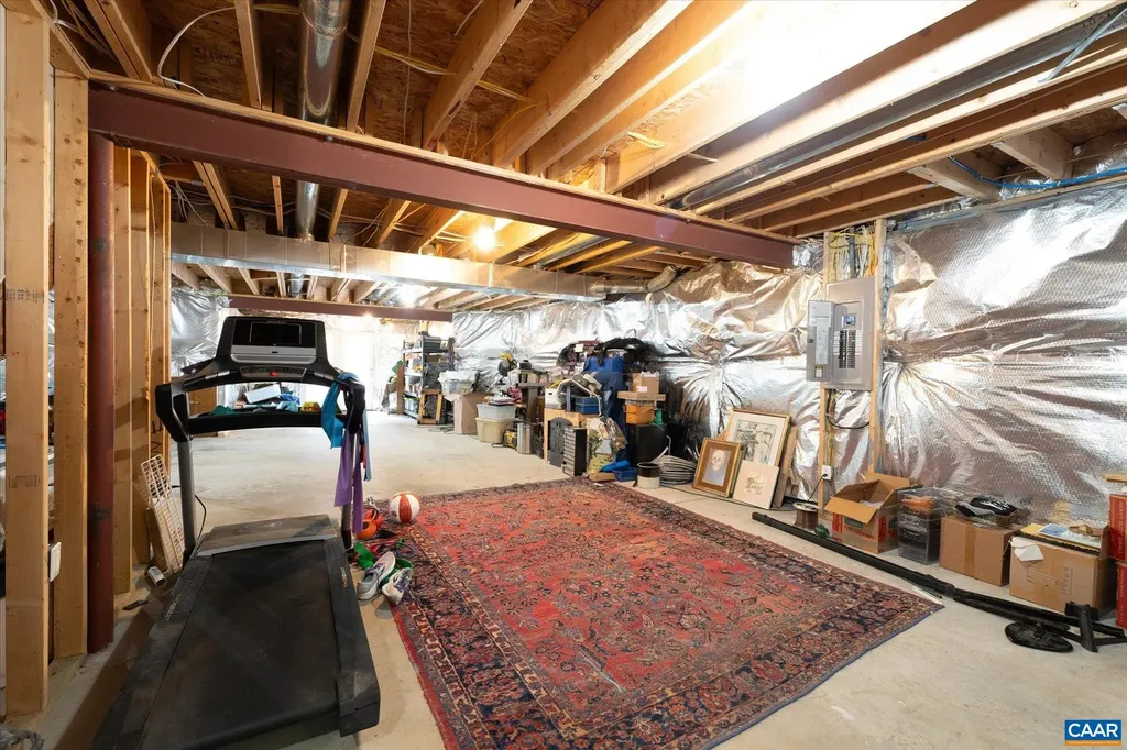 39 Lakeview Court Zion Crossroads VA 22942