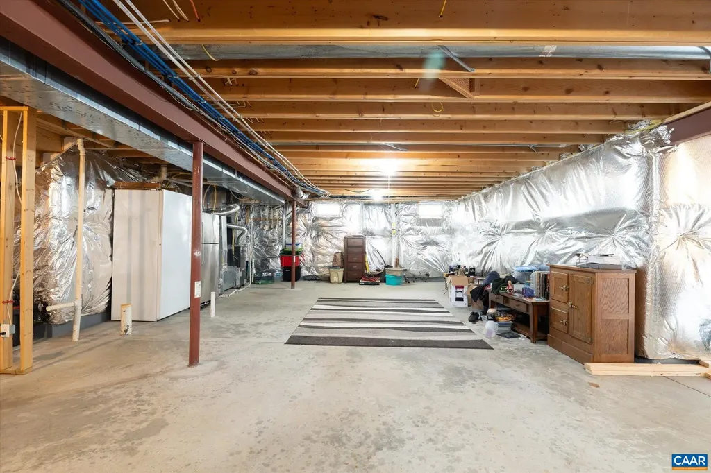 39 Lakeview Court Zion Crossroads VA 22942