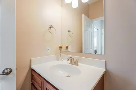 1428 Mandolin Avenue Grottoes VA 24441