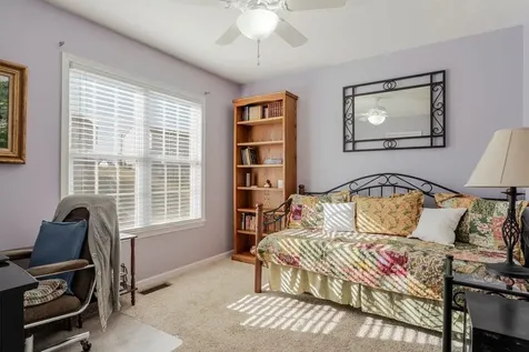 1428 Mandolin Avenue Grottoes VA 24441