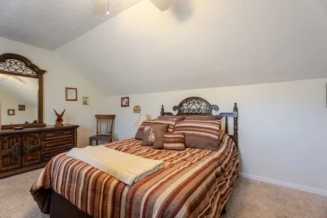 1428 Mandolin Avenue Grottoes VA 24441
