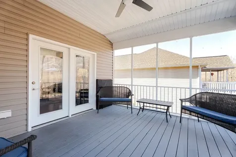 1428 Mandolin Avenue Grottoes VA 24441